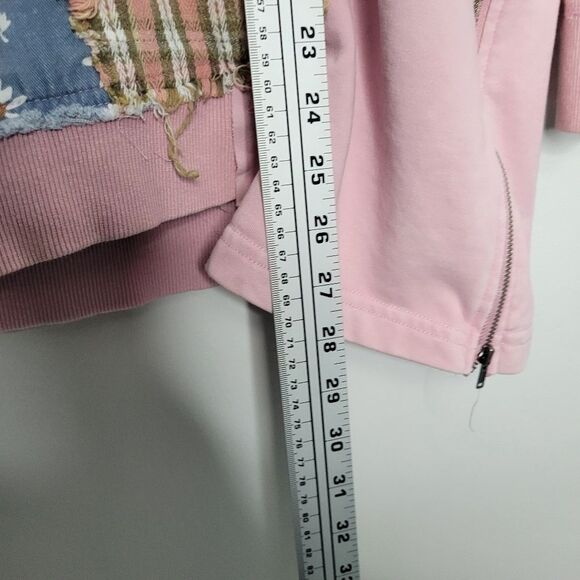 Bluevelvet pink oversized star plaid patch distressed v neck pullover Size Med - Picture 6 of 11